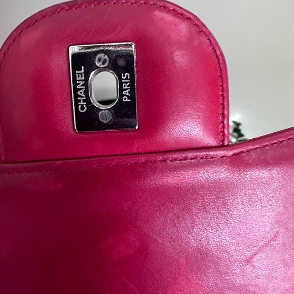 Chanel red patent jumbo single flap bag with silver hardware - Picture 9 of 16